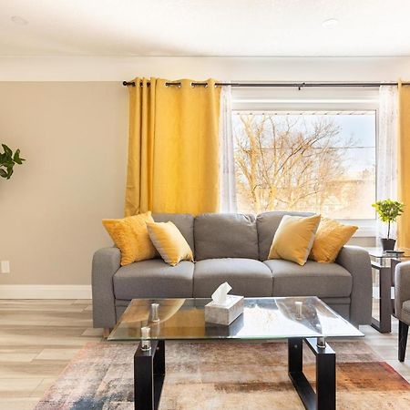 ווטרלו Entire 2 Bedroom Apartment Downtown - U3 מראה חיצוני תמונה
