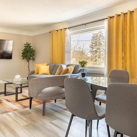ווטרלו Entire 2 Bedroom Apartment Downtown - U3 מראה חיצוני תמונה