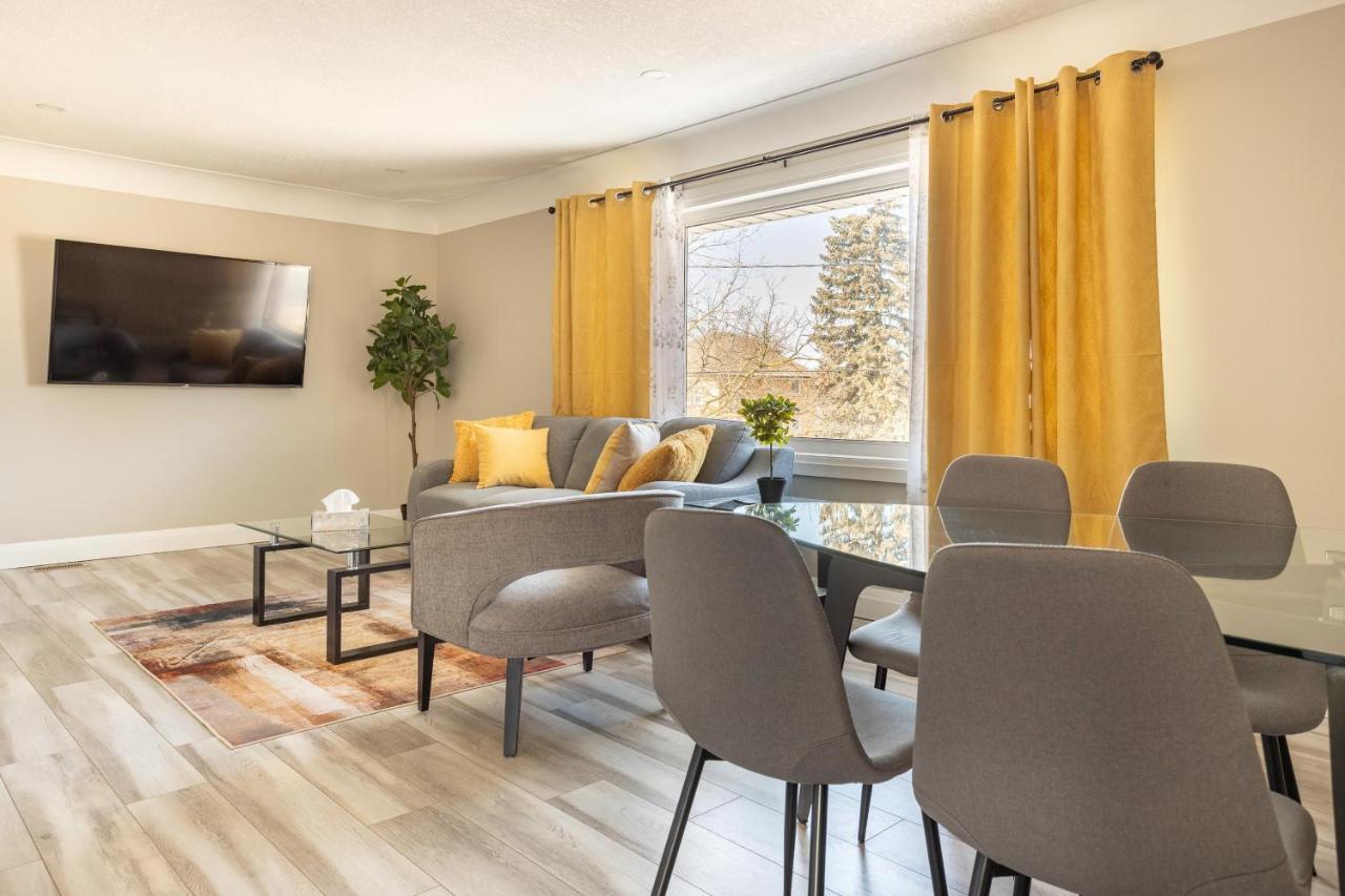 ווטרלו Entire 2 Bedroom Apartment Downtown - U3 מראה חיצוני תמונה